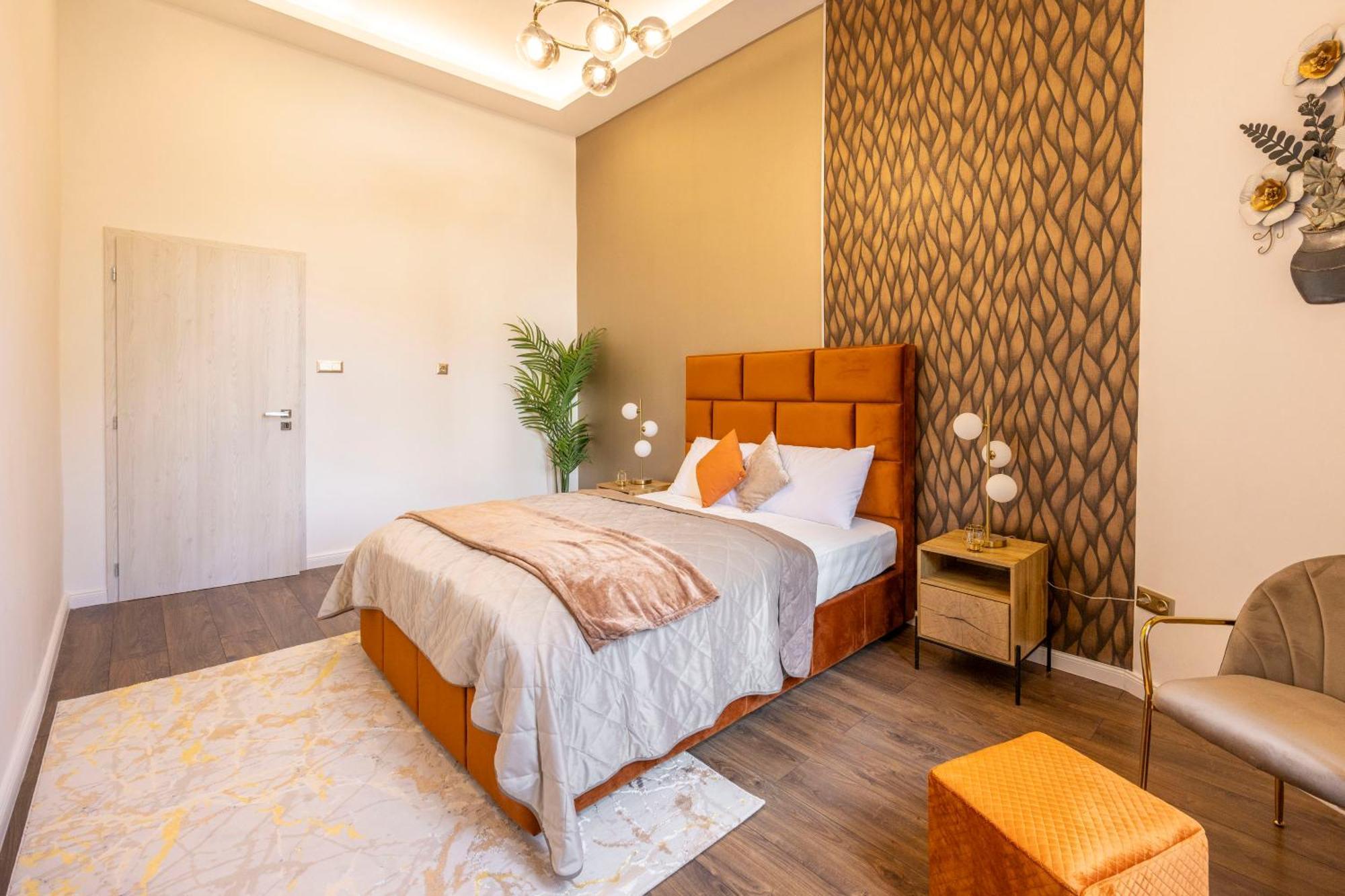 Exclusive Downtown Quentin Residence By Prestige Homes Budapest Exterior foto